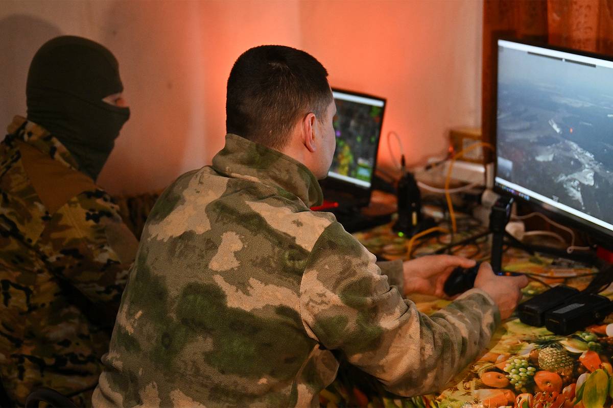 В зоне СВО начали применять оптоволоконные Свароги большой дальности