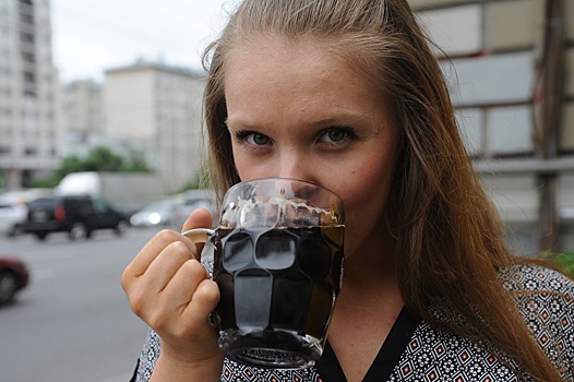 Получатели социальных услуг Тверского района узнали об истории русских традиционных напитков