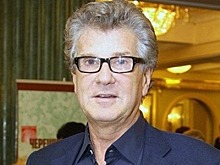 Сын Игоря Костолевского, читает проповеди у метро и запрещает матери играть в театре, считая это грехом