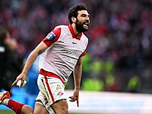 Джикия и Соболев наградили Силагадзе медалью после победы на турнире AMC Fight Night