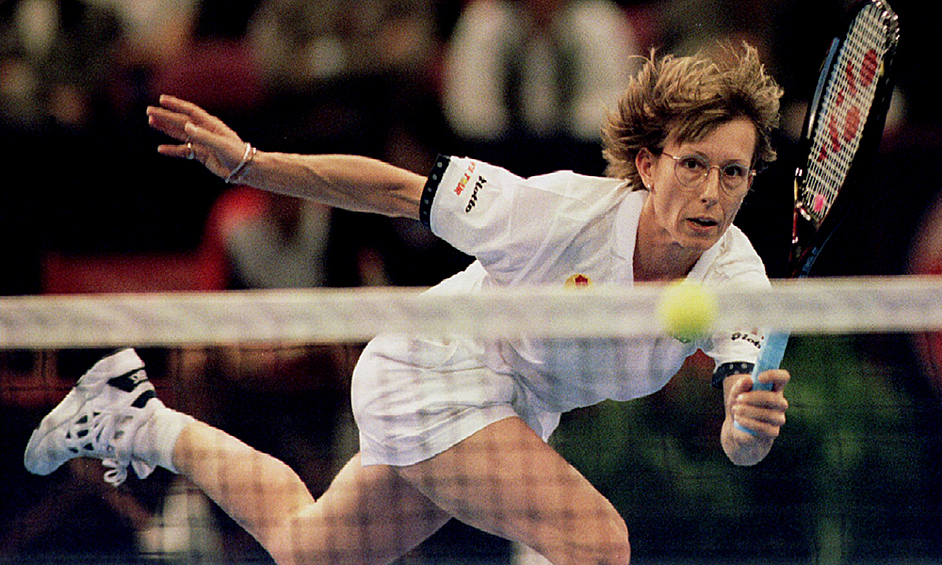 В 1978 году она выиграла свой первый турнир Большого Шлема - Уимблдон, а через год снова одержала там победу. В 1983-84 годах Навратилова выиграла шесть турниров Большого Шлема, установив рекорд. 