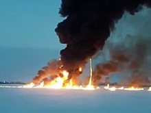 Река Обь взорвалась и загорелась