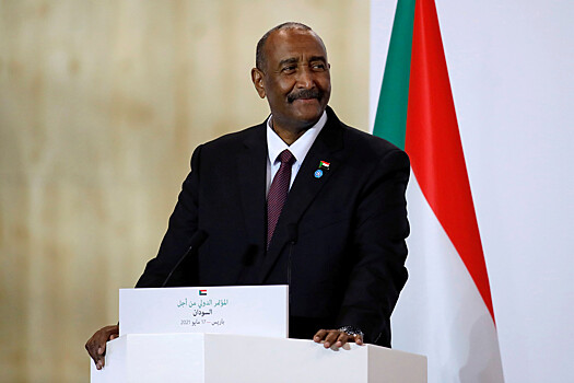 Глава Суверенного совета Судана объявил ЧП в стране
