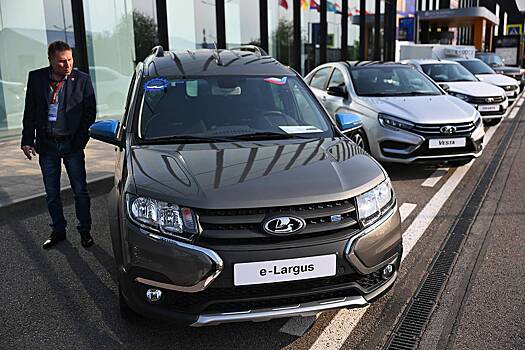 В Госдуме рассказали о переходе на отечественные автомобили