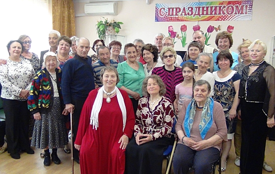 Праздничный концерт прошел в отделении дневного пребывания ЦСО «Щербинский»