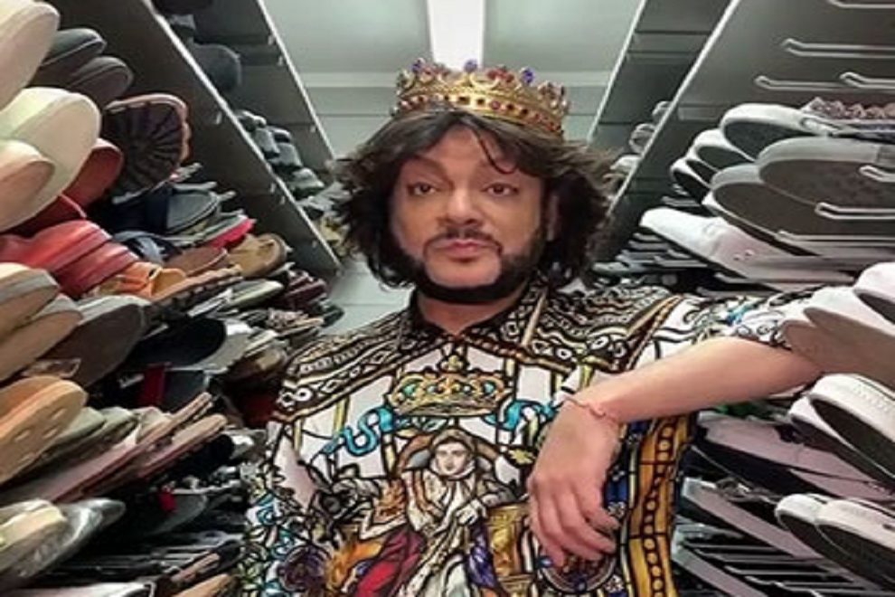 Киркоров 2019. Киркоров в лужниках на машине. Киркоров на выборах. Киркоров на выборах. Киркоров на выборах.