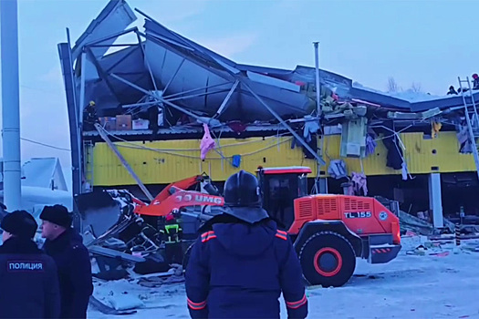 Андрей Травников прокомментировал обрушение ТЦ в Новосибирске