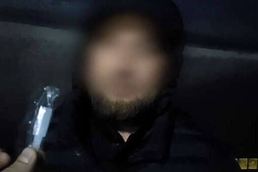 Пьяный водитель не хотел дышать в алкотестер и попытался убежать от полицейских