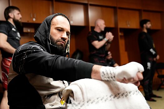 Инсайдер: Азамат Мурзаканов получил нового соперника на UFC 316