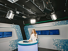 Мемы важнее: ведущая программы «Вести. Красноярск» забыла о прямом эфире, смотря смешные видео