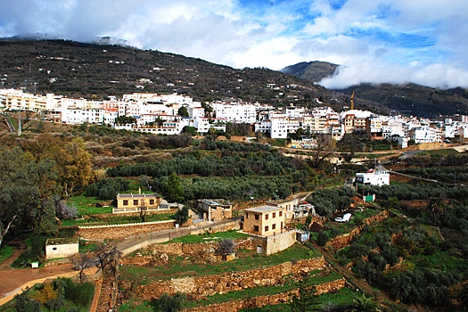 В испанском городке уже 25 лет запрещено умирать