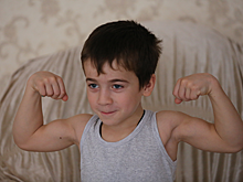 Шестилетний Рахим из Чечни вновь побил рекорд по отжиманиям