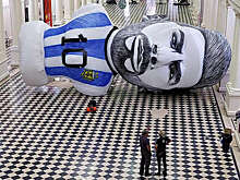 Надувную фигуру Месси высотой в четыре этажа поставили в Аргентине