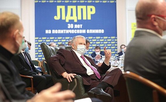 Жириновский пожаловался Файзуллину на невозможность получить участок под строительство дома