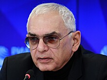 Карен Шахназаров оценил идею добавить киноуроки в школах