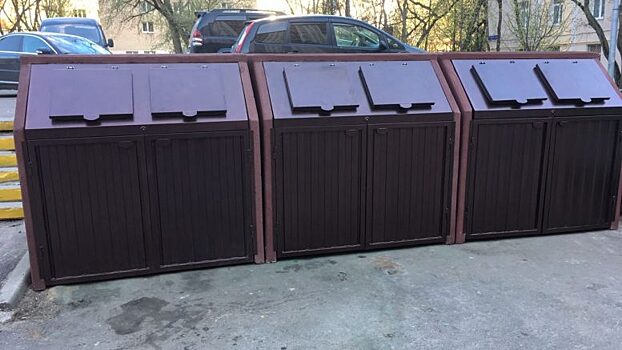 В Покровском-Стрешневе установили 25 контейнерных площадок нового типа