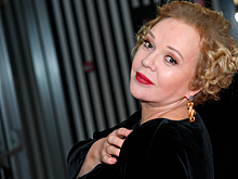 Валюшкина заявила, что Абдулов уговорил ее раздеться в кадре