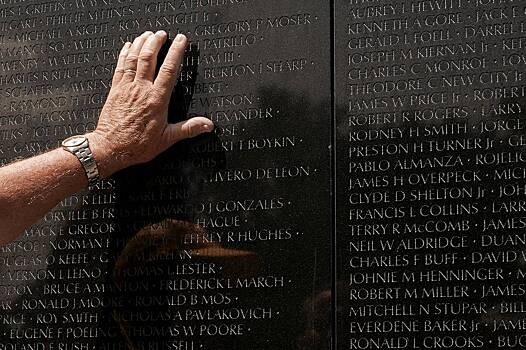 В Вашингтоне парад в честь антигитлеровской коалиции прошел без флага России