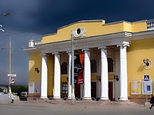 Видеопрограмма военных песен от солистов Челябинской филармонии