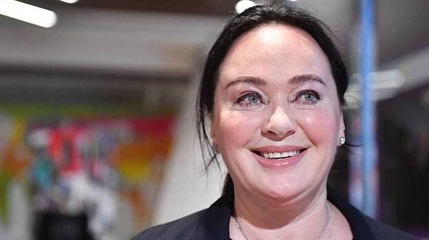 Лариса Гузеева назвала героями лечащих ее в Коммунарке врачей