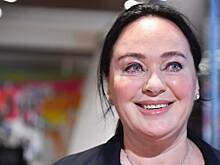 Лариса Гузеева назвала героями лечащих ее в Коммунарке врачей