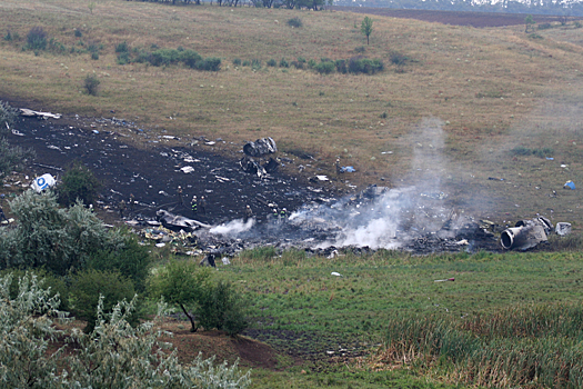 Одномоторный самолет упал в Якутии