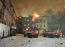Жилой дом горит под Владимиром, эвакуированы 24 человека
