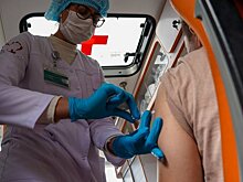 Мобильный пункт вакцинации у станции «Зеленоград-Крюково» пользуется спросом у горожан