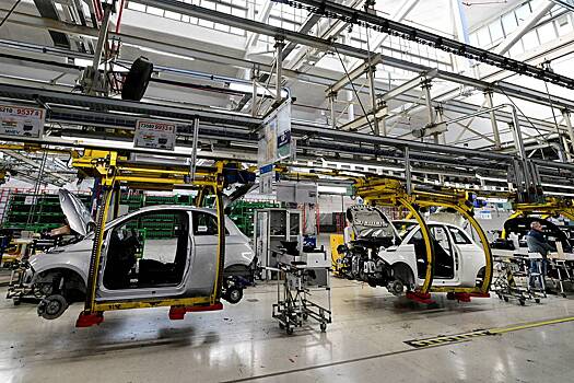 Крупный автопроизводитель пожалел о ставке на электромобили