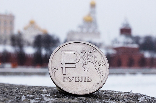 Россияне приготовились к новому падению рубля