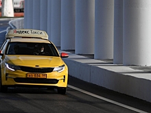 Стали известны зарплаты таксистов в Москве