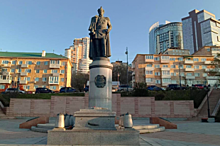 Памятник Муравьёву-Амурскому подвергся нападению вандалов