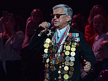 «Не хватает только денег»: Александр Тихонов просит россиян помочь с финансированием фильма о себе