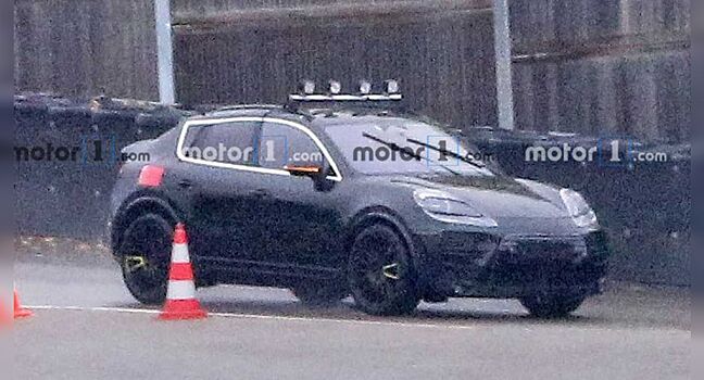 Porsche Macan Electric 2022 года впервые засекли шпионы