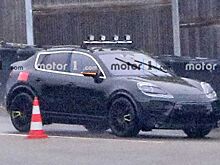 Porsche Macan Electric 2022 года впервые засекли шпионы