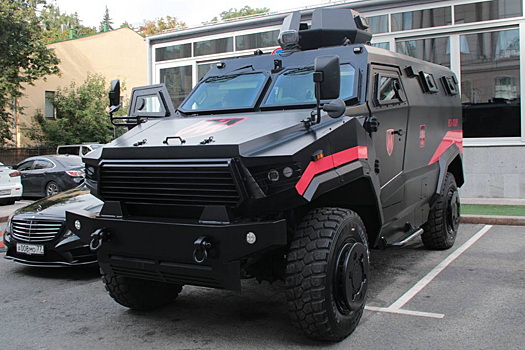 В России начали закупать китайские броневики Dongfeng