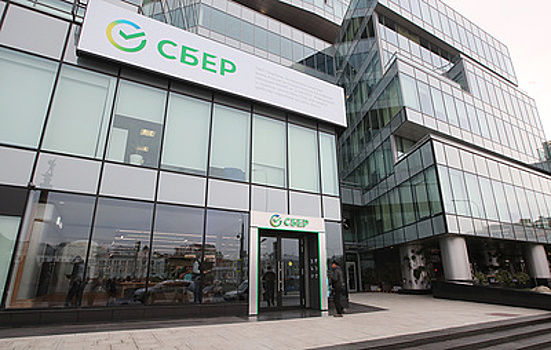 Сбербанк назвал слухами информацию о переговорах с владельцем "М.Видео" по маркетплейсу