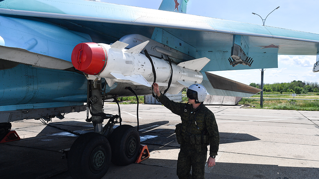 Обзор зарубежных СМИ: «новая эра мировых войн» и почему НАТО боится российских летчиков