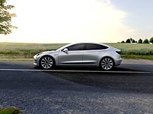 Американец выставил на продажу место в очереди на «Теслу»