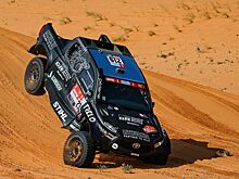 Переворот литовского гонщика Toyota на Дакаре. Видео