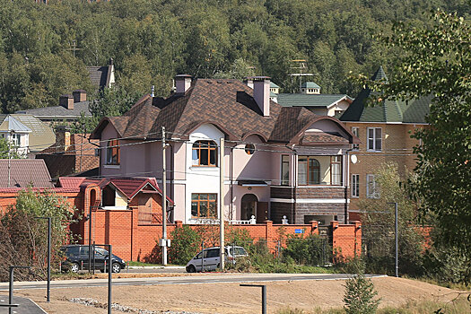 Загородные дома в Подмосковье продолжают дорожать