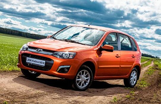 Продажи российских автомобилей с пробегом падают сильнее рынка