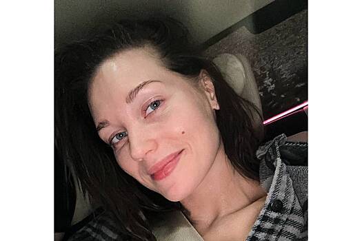 35-летняя Кристина Асмус показала лицо без макияжа