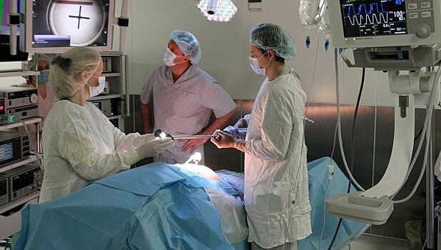 Кардиологи Коми впервые в регионе провели операцию по эндопротезированию аорты