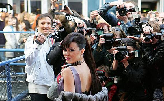 Заворотнюк похоронили на Троекуровском кладбище в Москве