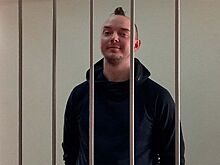 Суд продлил арест журналисту Сафронову