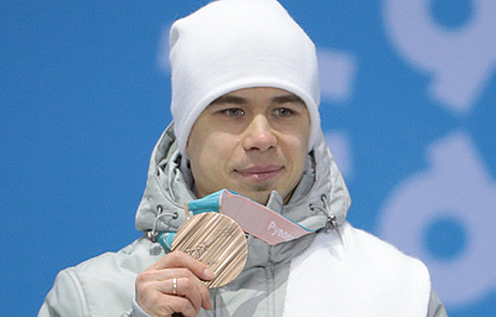 Елистратов вышел в 1/4 ОИ на дистанции 1000 м