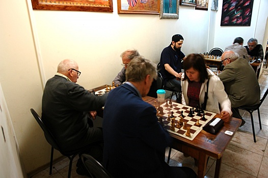 Шахматные турниры организовали в Якиманке