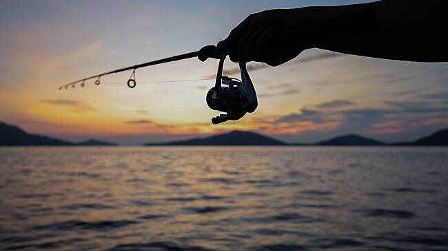 12-летний рыбак поймал большеротого окуня и установил мировой рекорд