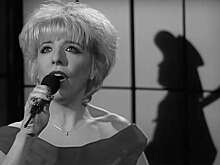 Певица Джули Круз скончалась в возрасте 65 лет